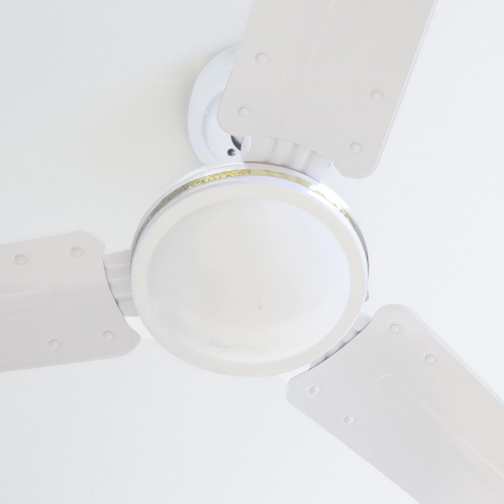 Ventilador techo Saltok con mando Ø132 3 aspas Blanco